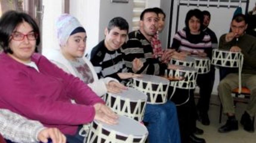 &Ccedil;&rsquo;engel At&ouml;lye&rsquo;den &Uuml;retimde Ritim