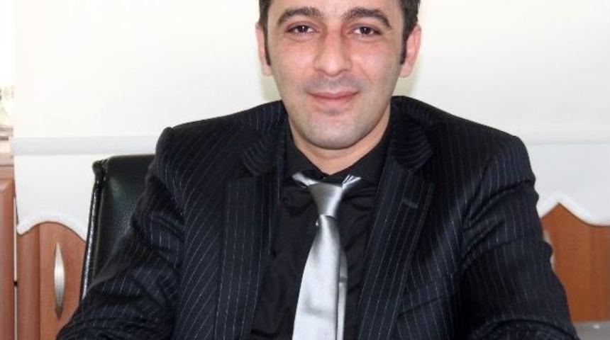 Babaya Vefa Ferrari İle Boru Taşıttı, Memlekete Vefa Ticarete Y&ouml;nlendirdi