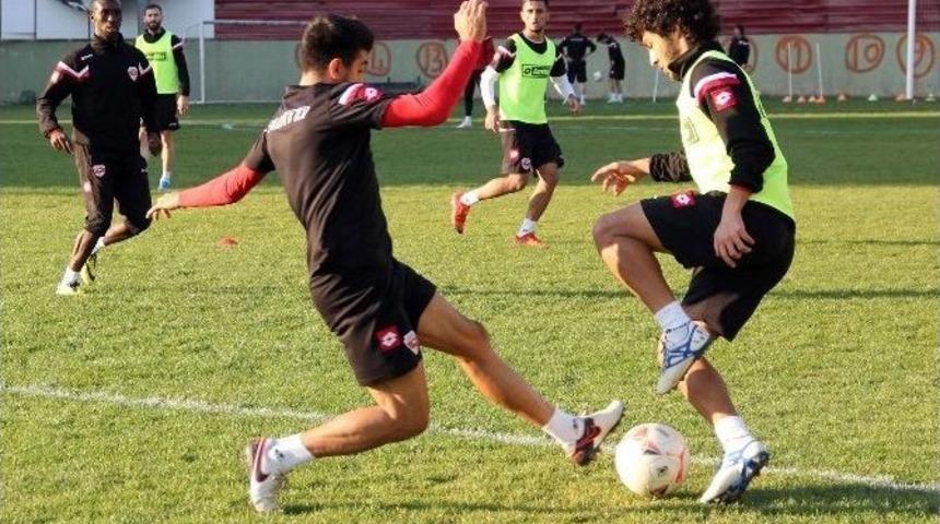 Adanaspor&rsquo;da Balıkesirspor Mesaisi S&uuml;r&uuml;yor