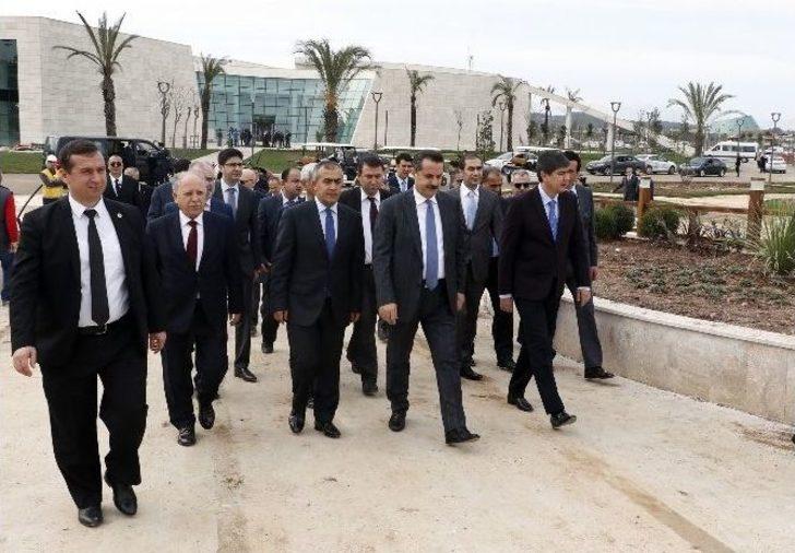 Bakan Faruk Çelik, Expo Alanında İncelemelerde Bulundu G3