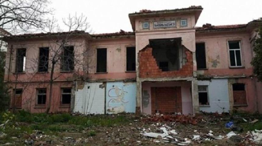 Tarihi Pertevniyal Hastanesi Sağlık M&uuml;zesi Oluyor