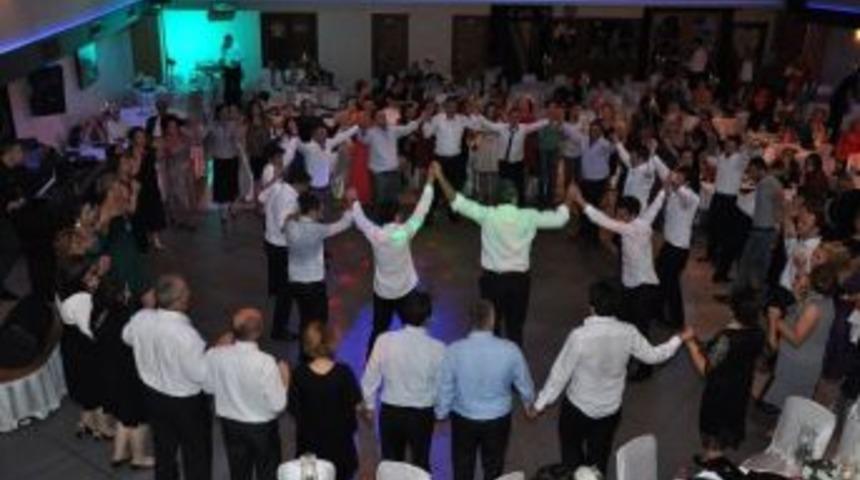 Batman&rsquo;da D&uuml;ğ&uuml;n Salonu Fiyatları Dudak U&ccedil;uklatıyor