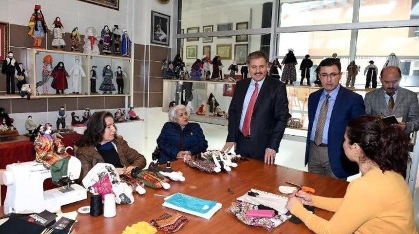 Kursiyerlerden, Ustaları Aratmayacak Sergi