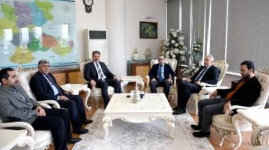 Tbmm Dışişleri Komisyonu Başkanı Taha &Ouml;zhan, Başkan &Ccedil;akır&rsquo;ı Ziyaret Etti