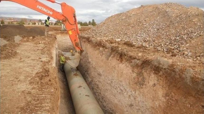 Boztepe Recai Kutan Barajı Sulaması &Ccedil;alışmaları Devam Ediyor