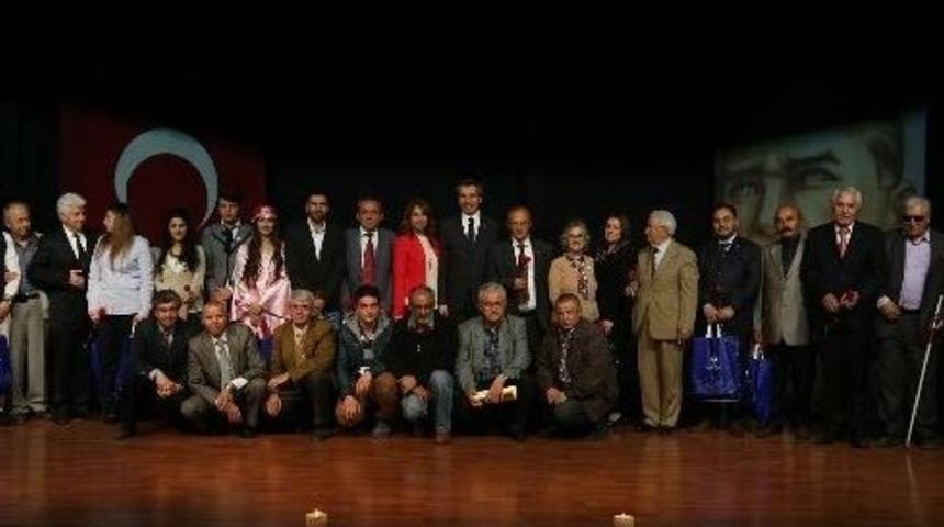 Denizli&rsquo;de Şiir Gecesi D&uuml;zenlendi