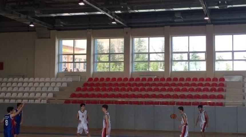 Liseler Arası Basketbol Ma&ccedil;larına Seyirci Yasağı