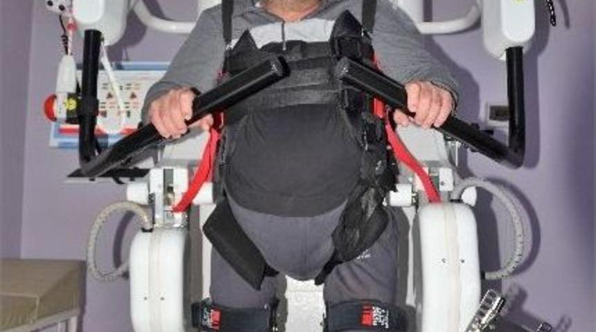 Robot Teknolojisi Y&uuml;r&uuml;me Engellilerin Umudu Oldu