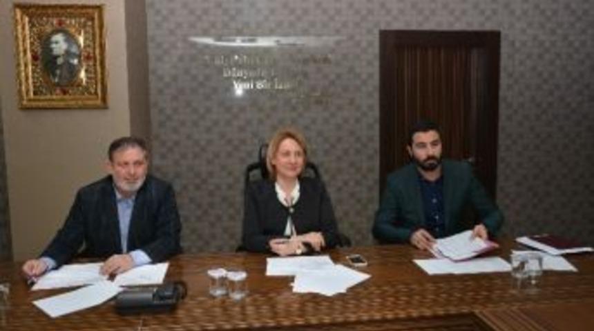 İzmit Taksi Duraklarının İhalesi Yapıldı