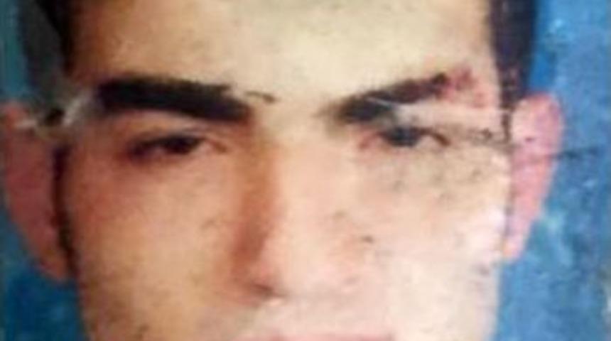 Ter&ouml;ristlerin Polis Zannedip Vurdukları Şahıs &Ouml;ld&uuml;