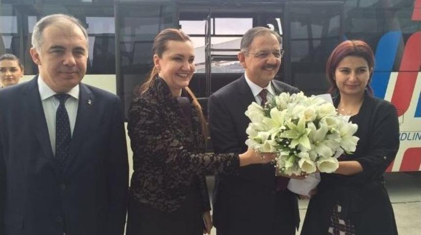 Ak Parti İzmir&rsquo;e El Attı