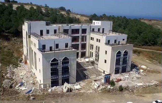 Yalova Üniversitesi’nde Kampus Çalışmaları Sürüyor