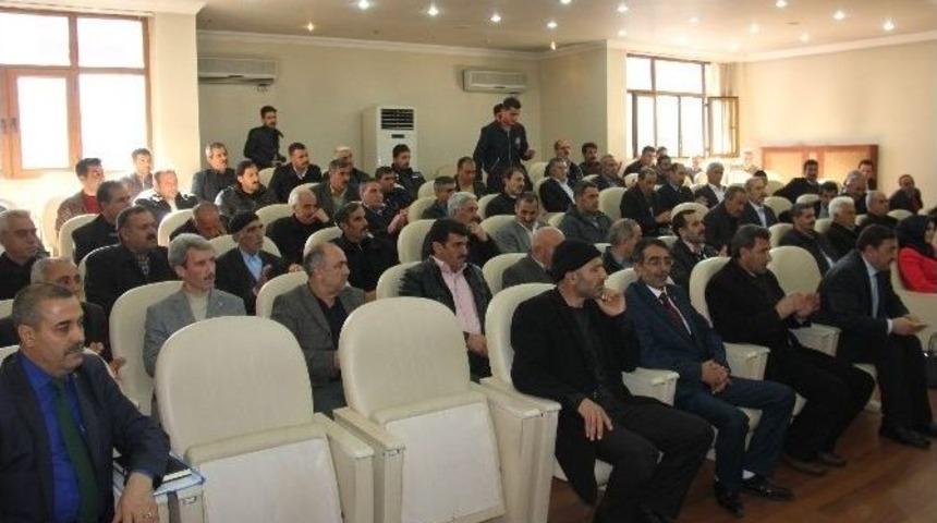 Bing&ouml;l Valisi Muhtarlarla Bir Araya Geldi