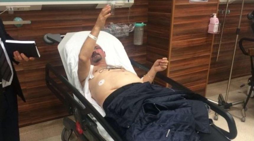 İzmir&rsquo;de İki Grup Arasında Silahlı Kavga: 1 Yaralı