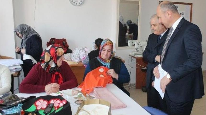 Tekkek&ouml;y&rsquo;de Kurs Zenginliği