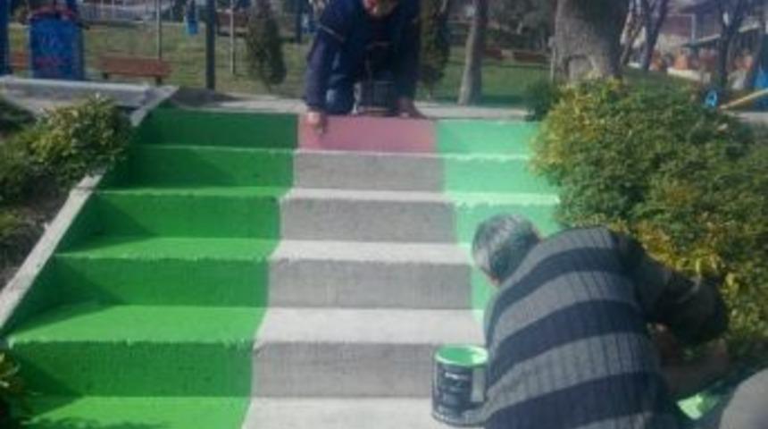 Altıeyl&uuml;l Rengarenk