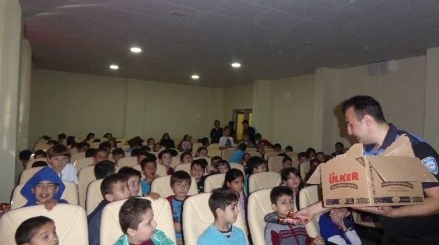 Polis&rsquo;ten &Ouml;ğrencilere Trafik Konferansı