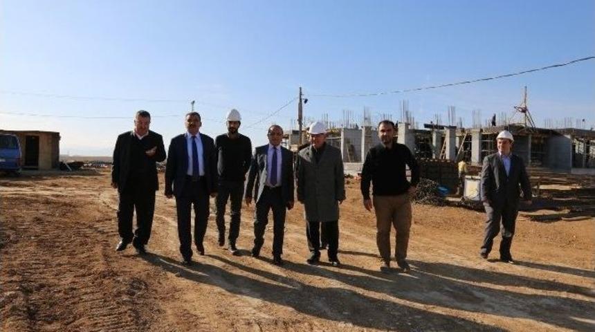 Başkan G&uuml;rkan, Dsi Hizmet Binası İnşaat Alanını Gezdi