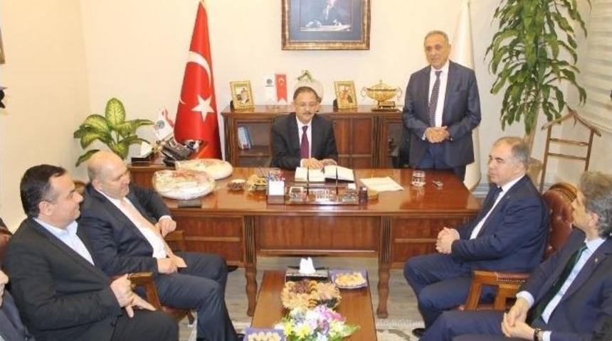 Ak Parti&rsquo;den İzmir&rsquo;de &lsquo;kardeş Belediyeler&rsquo; Buluşması