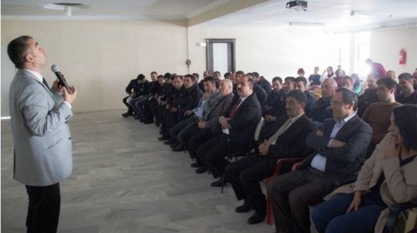 Bitlis Belediyesi Personeline Etkili İletişim Eğitimi