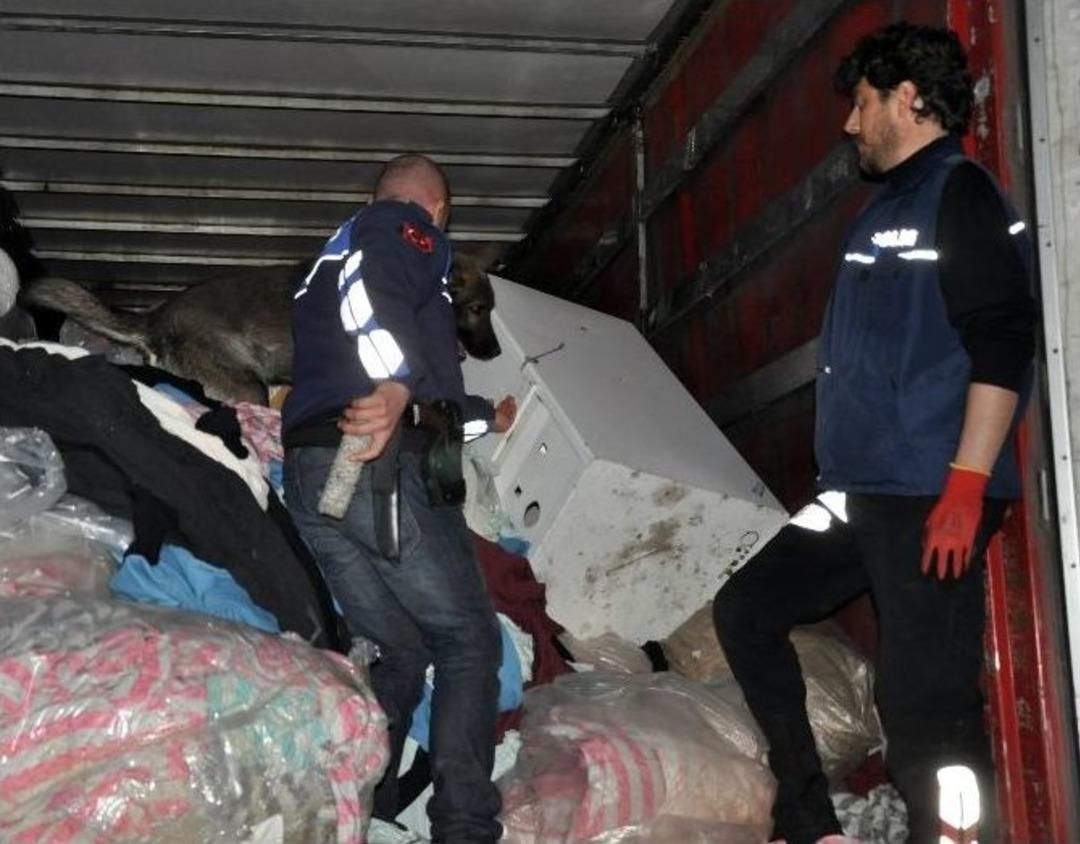 Aksaray&rsquo;da Operasyonun G&ouml;r&uuml;nt&uuml;leri Ortaya &Ccedil;ıktı