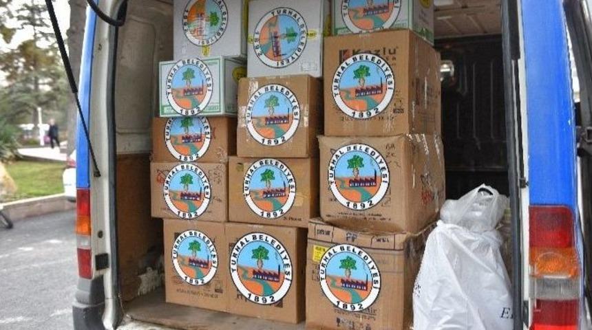 Turhal Belediyesi&rsquo;nden Sur&rsquo;daki G&uuml;venlik G&uuml;&ccedil;lerine Gıda Desteği