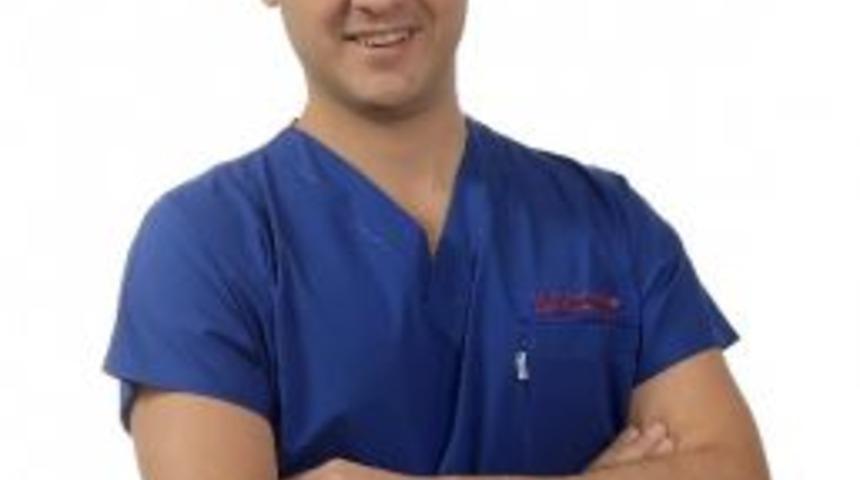 Orta Yaşa &rsquo;orta Y&uuml;z&rsquo; M&uuml;dahalesi