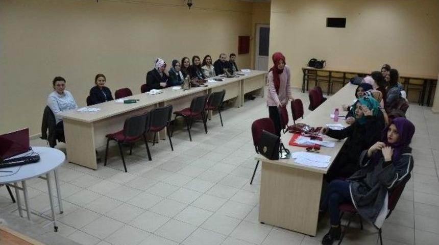 Biga&rsquo;da Hasta Kabul İşlemleri Kursu D&uuml;zenlendi