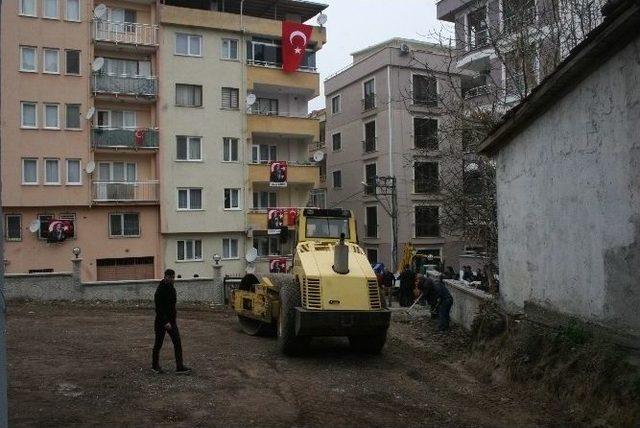 Şehidin Mahallesi Türk Bayraklarıyla Donatıldı