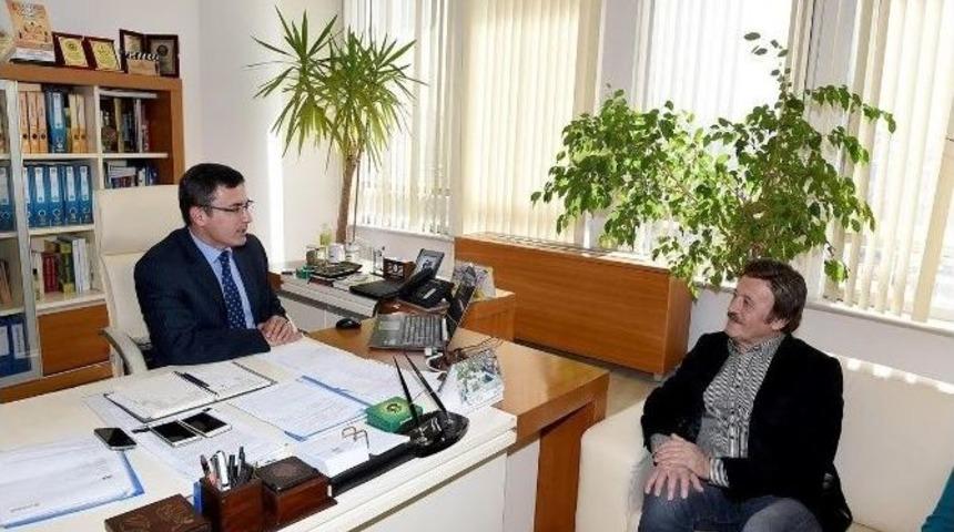 &Uuml;nl&uuml; Sanat&ccedil;ı Selami Şahin, Genel Sekreter Yardımcısı Ertan Mumcu&rsquo;yu Ziyaret Etti