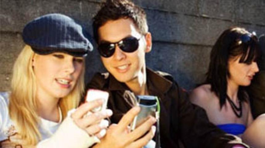 Bir gece yarısı vurgun mesajı