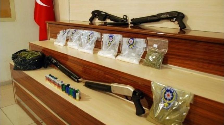 Torbacı Operasyonlarında 45 Kişi Tutuklandı