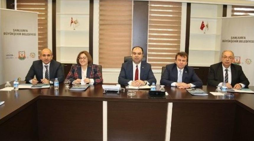 Gaziantep B&uuml;y&uuml;kşehir Belediye Başkanı Fatma Şahin: