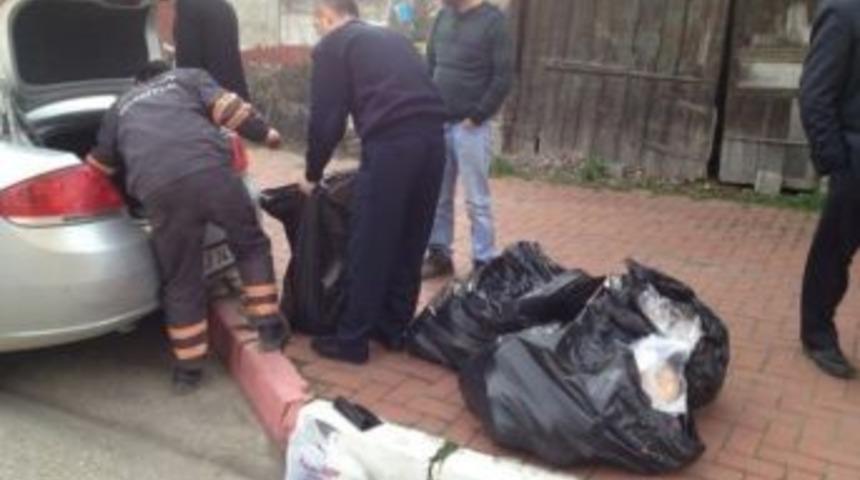 Zabıta Ekipleri Uygunsuz Satışı Yapılan Tavukları İmha Etti