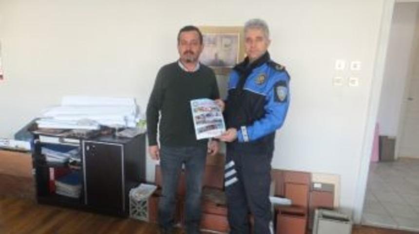 Dergiler Esnafa Ulaştırılıyor