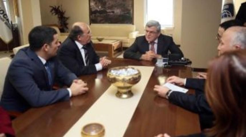 Başkan Karaosmanoğlu, "kobi&rsquo;lerin Gelişmesi, T&uuml;rkiye&rsquo;nin B&uuml;y&uuml;mesi Demektir&rsquo;&rsquo;