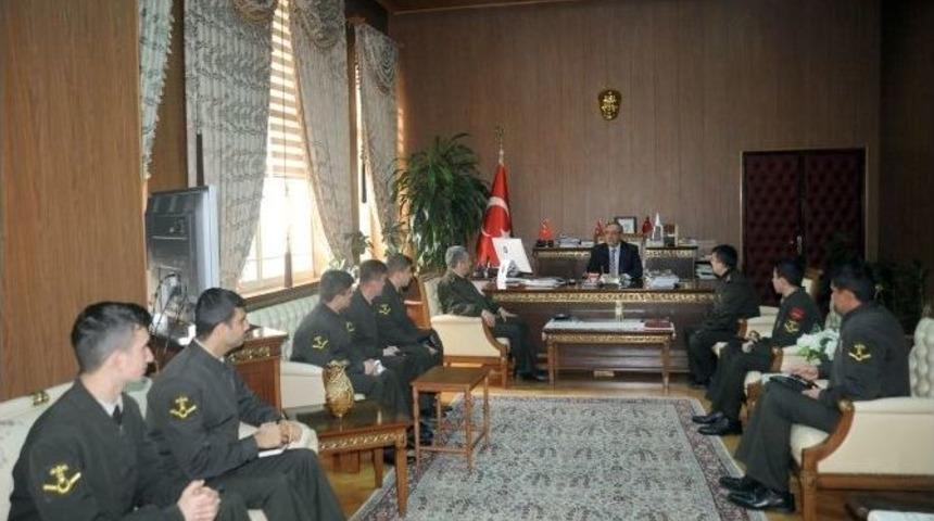 Askeri &Ouml;ğrencilerden Vali Nayir&rsquo;a Ziyaret
