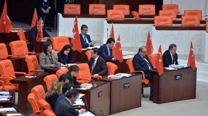Mhp&rsquo;den Meclis&rsquo;te Ter&ouml;re T&uuml;rk Bayraklı Tepki