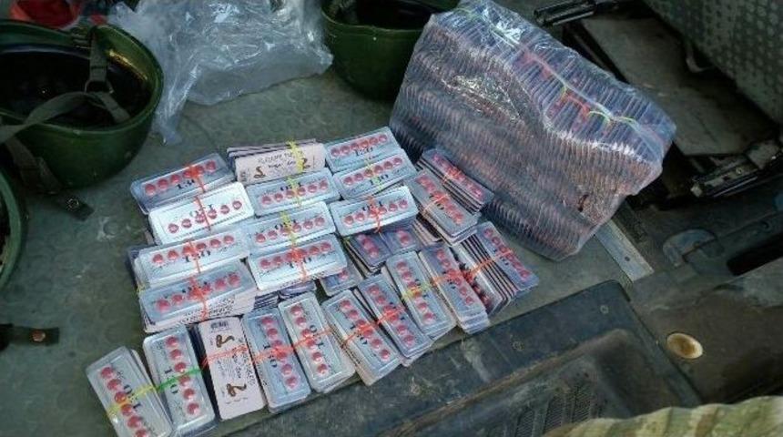 Gaziantep&rsquo;te 5 Bin Adet Cinsel Uyarıcı Hap Ele Ge&ccedil;irildi