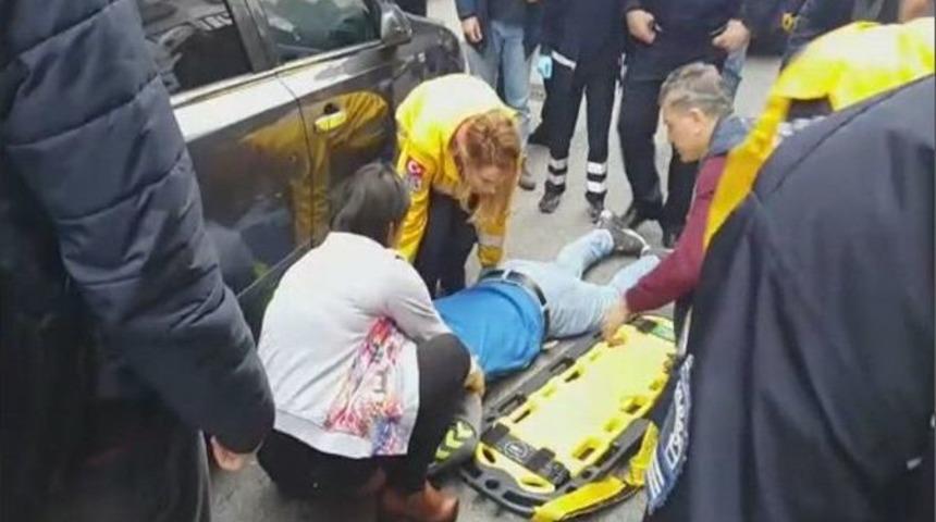 Otomobilin &Ccedil;arptığı Gen&ccedil; Hastaneye Kaldırıldı