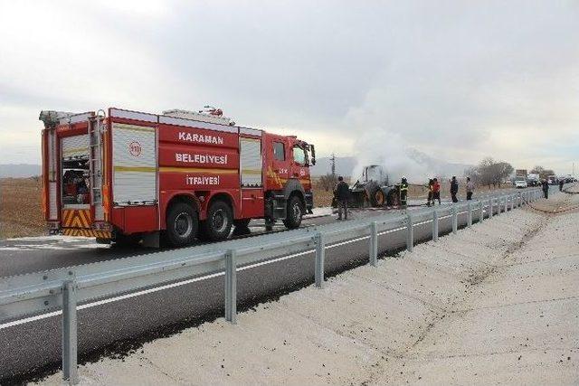 Yanan Kepçe Şehirler Arası Yolu Ulaşıma Kapattı