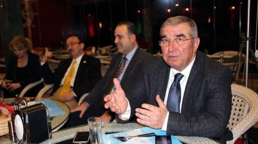 K&ouml;pr&uuml; Ve Otobanın B&ouml;lgeye Yansıması Tartışıldı