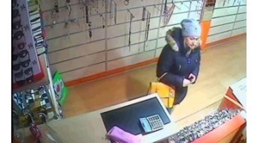 G&uuml;zel M&uuml;şteri Hırsız &Ccedil;ıktı