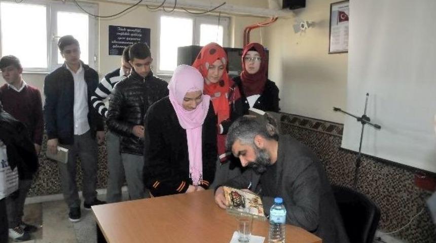 Senarist-yazar Ahmet Turgut &Ouml;ğrencilerle Buluştu