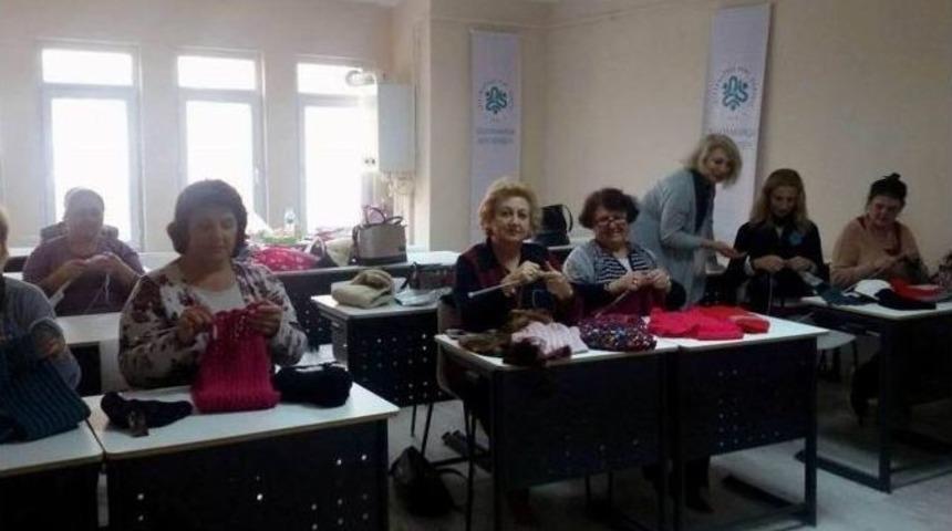 &ldquo;&ccedil;ocuklar &Uuml;ş&uuml;mesin&rdquo; Diye Yola &Ccedil;ıkıp 500 Bere &Ouml;rd&uuml;ler