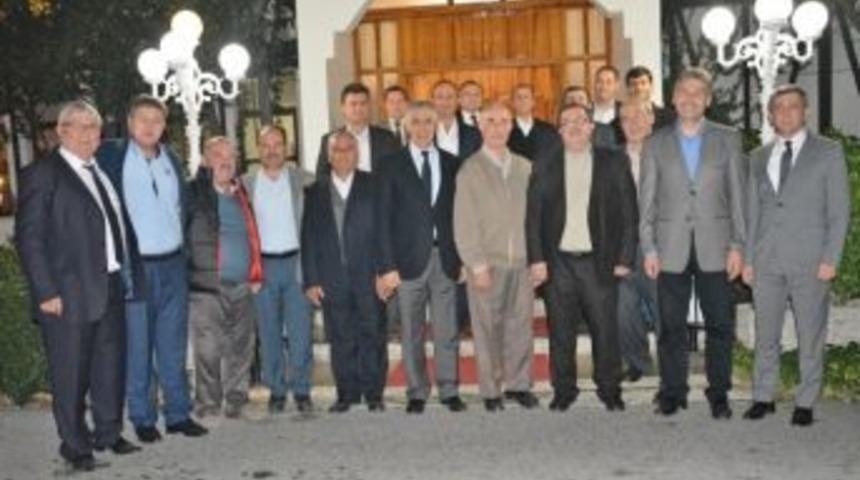 Kula Ve Selendi&rsquo;nin 10 Sorunu Salihli&rsquo;de Belirlendi