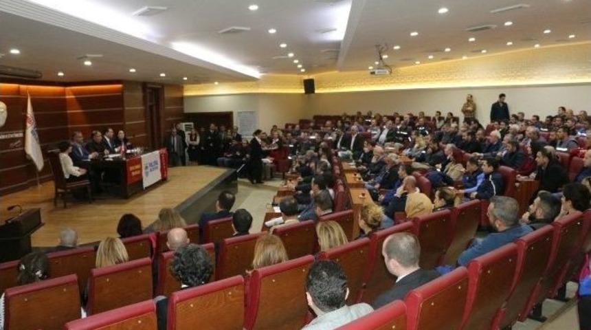 Yalova Belediyesi&rsquo;nde Toplu S&ouml;zleşme Sevinci