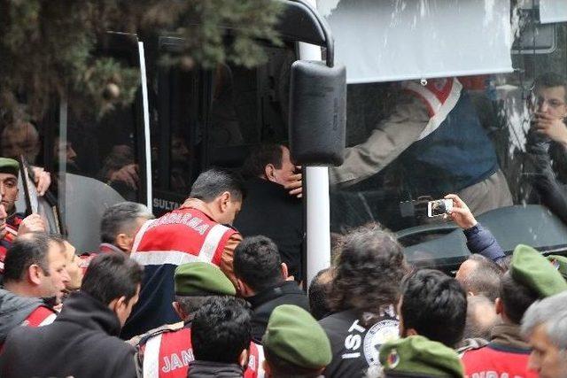 Alaattin Çakıcı’nın Annesi Toprağa Verildi