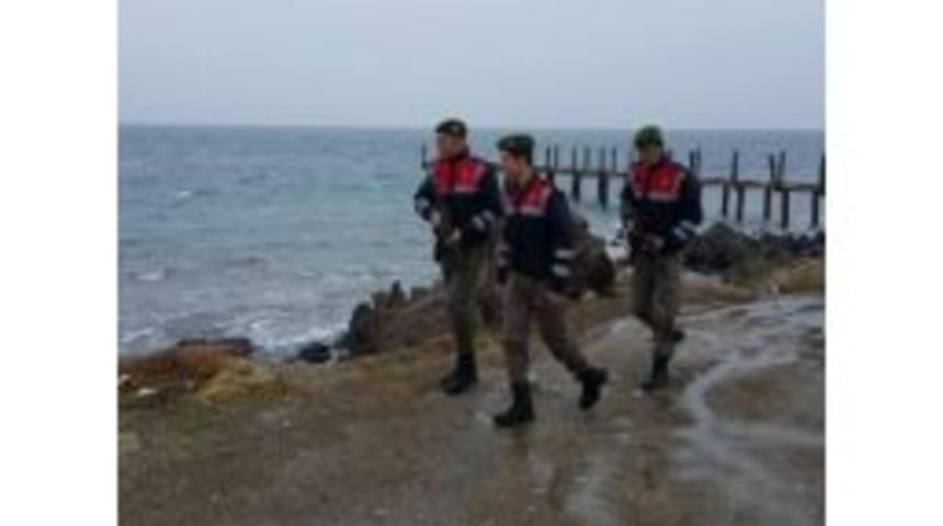 &Ccedil;anakkale&rsquo;de 518 Ka&ccedil;ak G&ouml;&ccedil;men Yakalandı