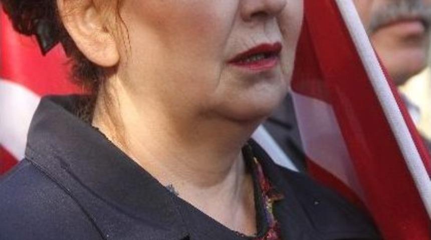 Memurlar Mesai &Ouml;ncesi Şehitler İ&ccedil;in Dua Etti